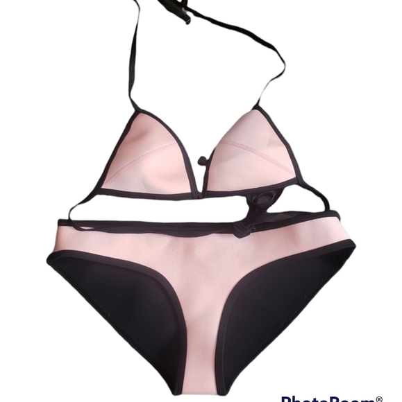 Triangl 2 Piece Swimsuit Set - Picture 5 of 12